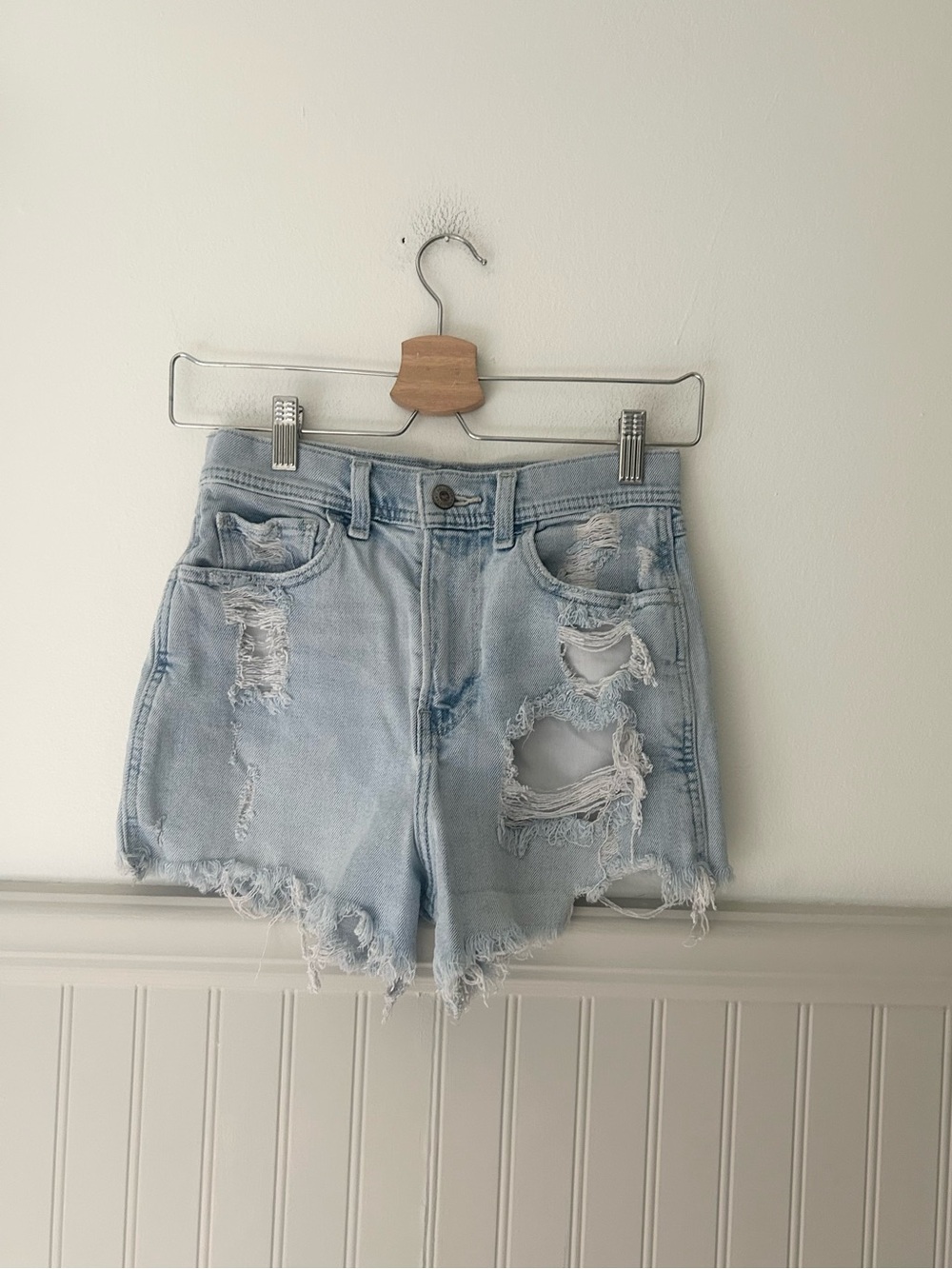 Hollister Ultra High Rise Vintage Denim Shorts Size 24 Distressed Cutoff